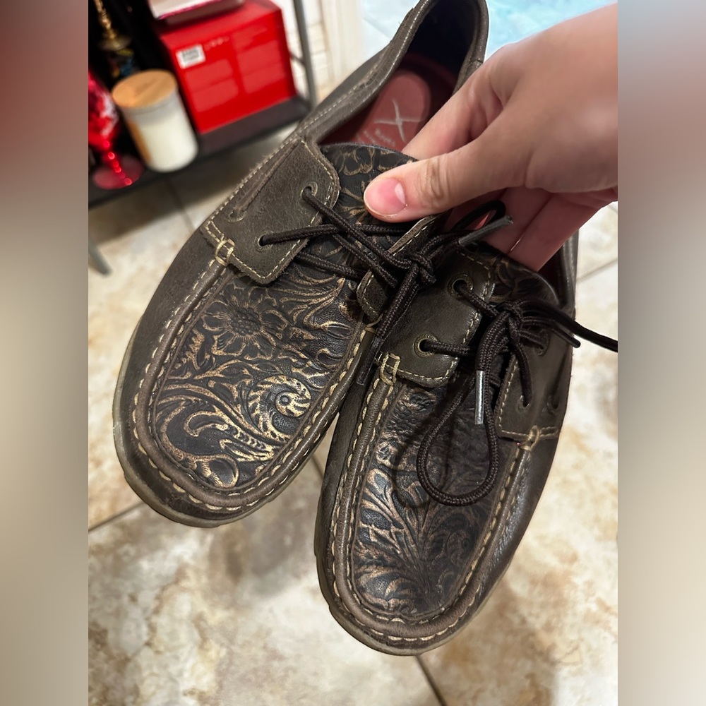 Women’s Twisted X tooled leather moccasins